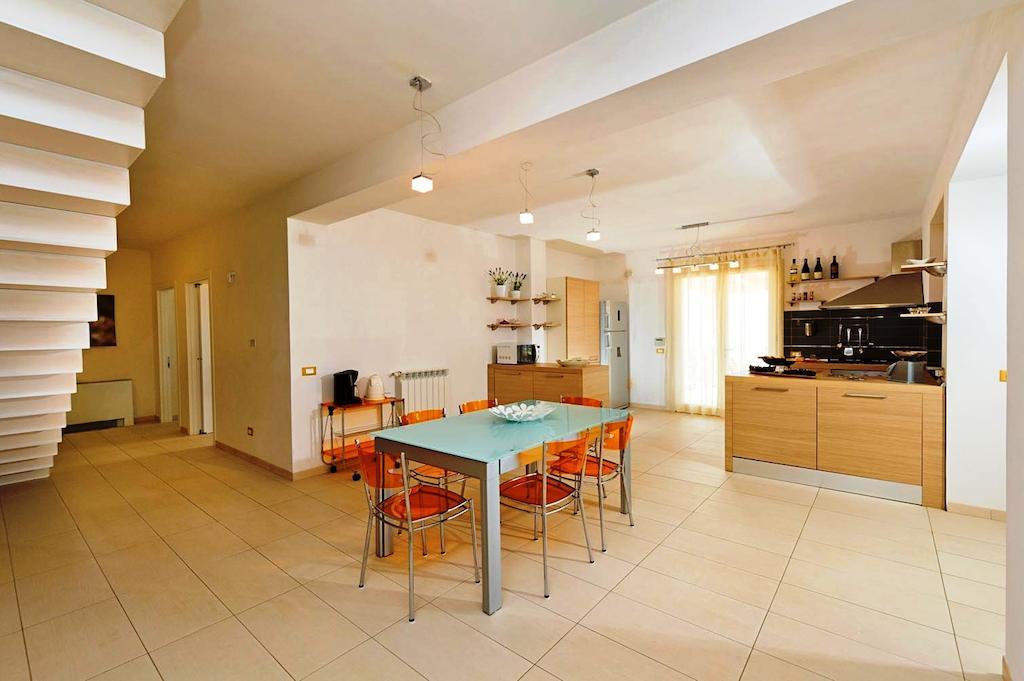 Villa Mirascopello Castellammare del Golfo Zimmer foto